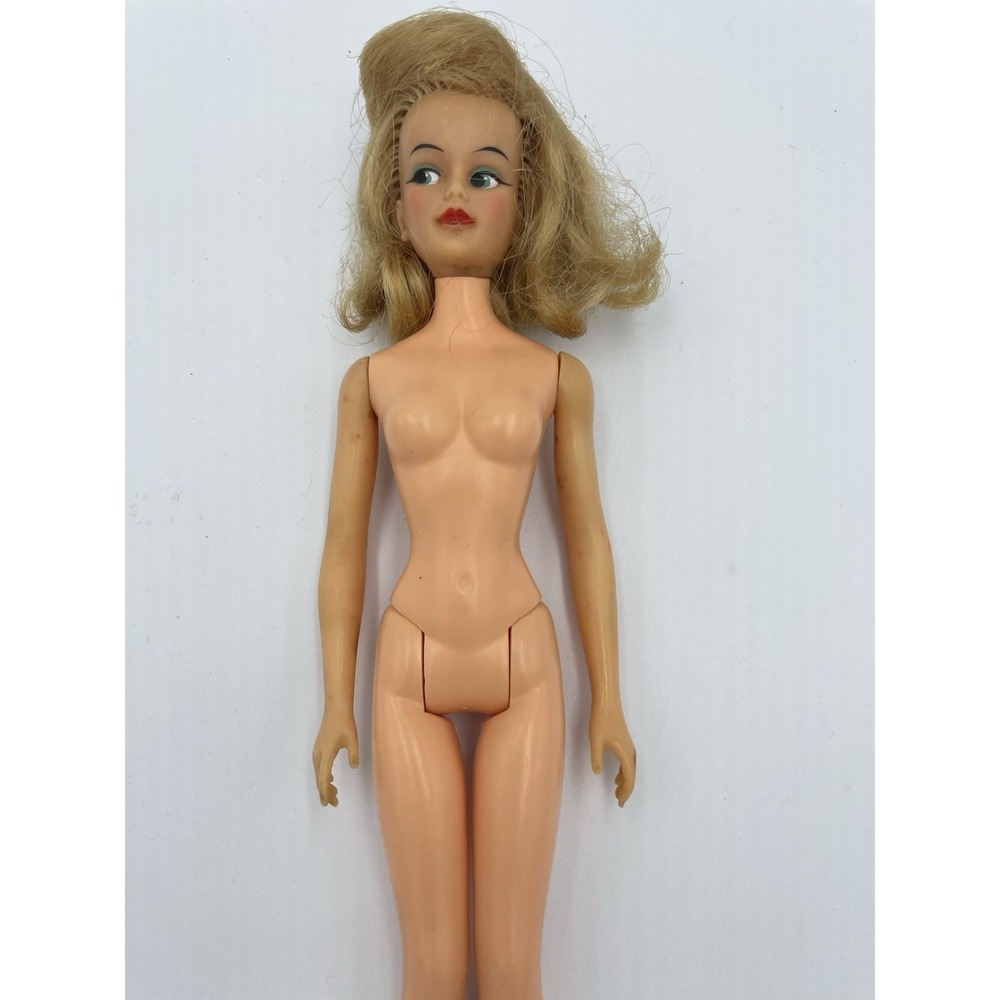 Vintage 1965 Ideal Glamour Misty Tammy Doll Side Glance Eye M-12 Nude - Picture 3 of 9